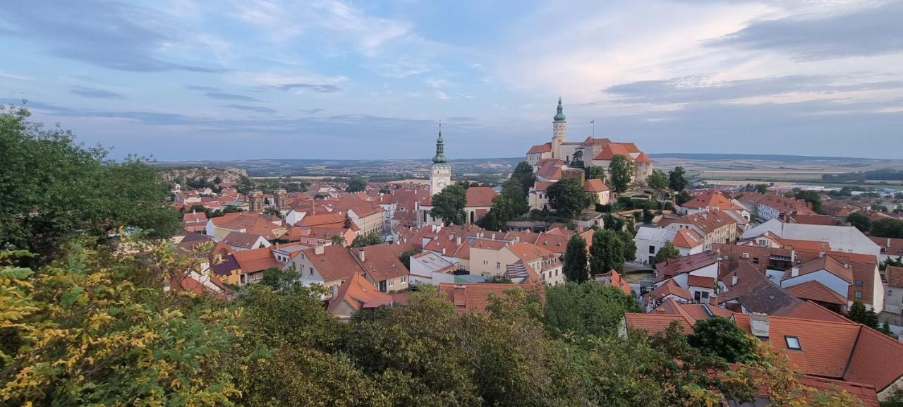 Apartman Viktorie Mikulov Exterior photo